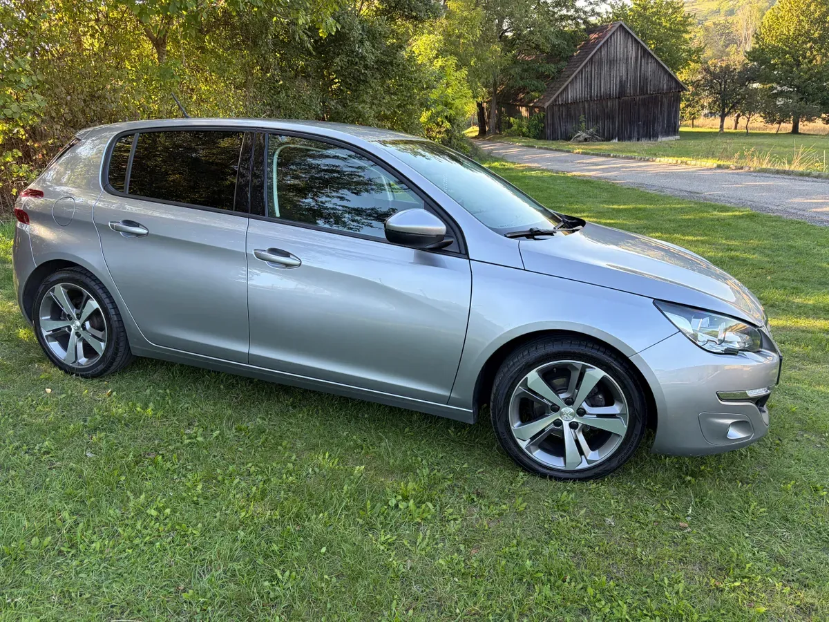 Peugeot 308 2013 photo 3