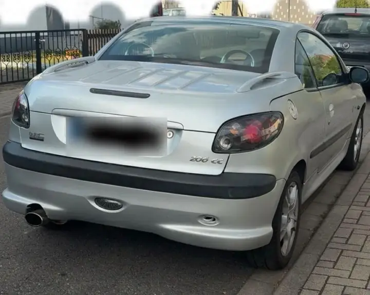 Peugeot 206
