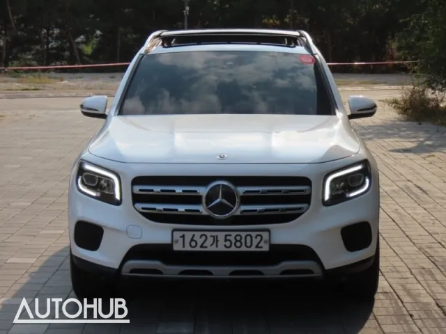 Mercedes-Benz Glb