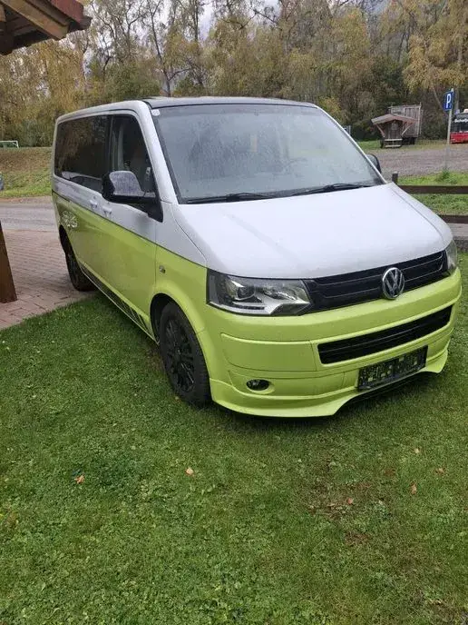 Volkswagen Bus