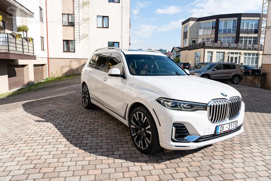 BMW X7 2020 photo 2