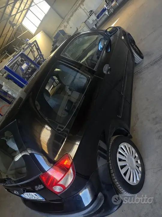 Hyundai Getz 2004 photo 3