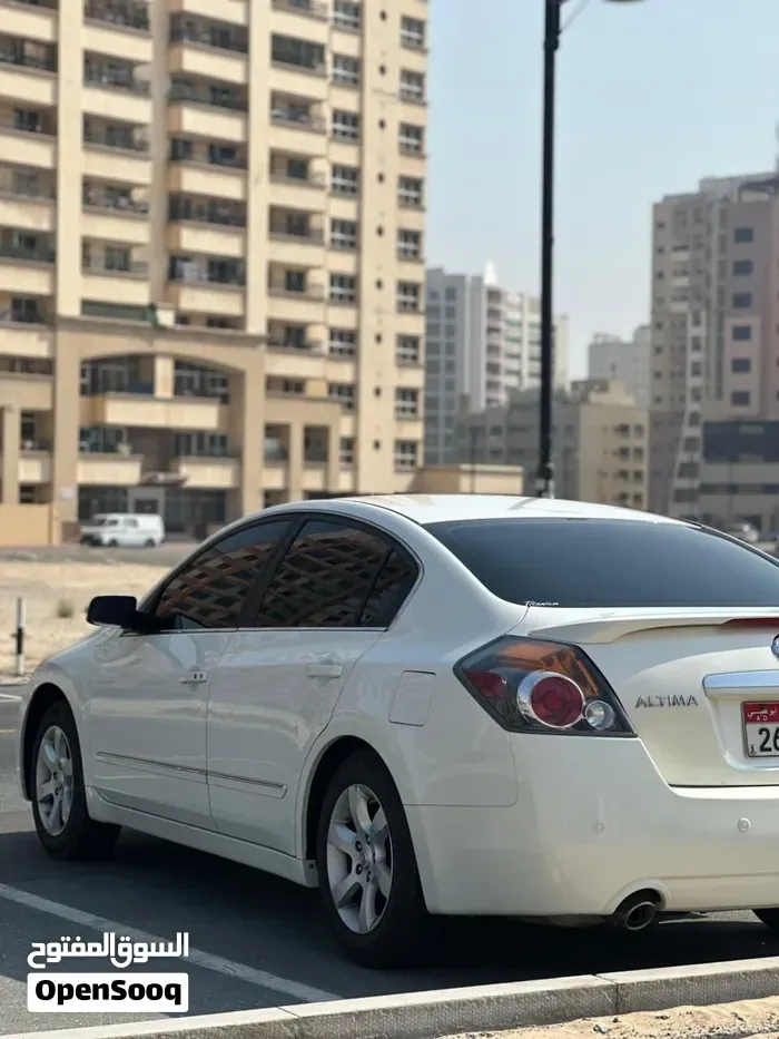 Nissan Altima 2009 photo 4