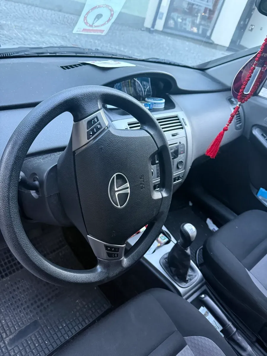 Tata Indica 2013 photo 2