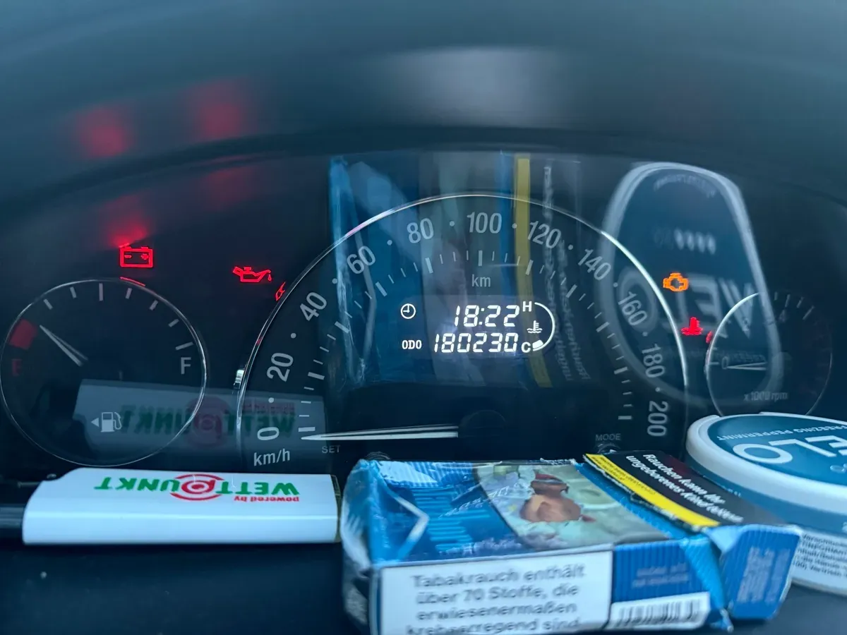 Tata Indica 2013 photo 3