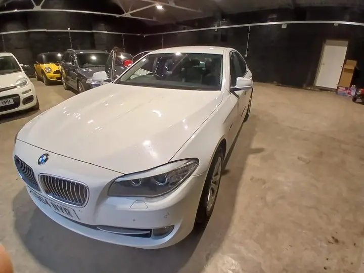 BMW 5 Series 2012 photo 3