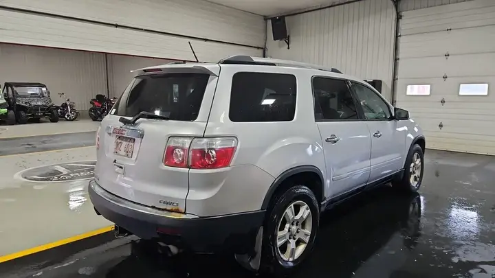 GMC Acadia 2012 photo 5