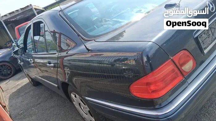 Mercedes-Benz E-Class 2000 photo 5