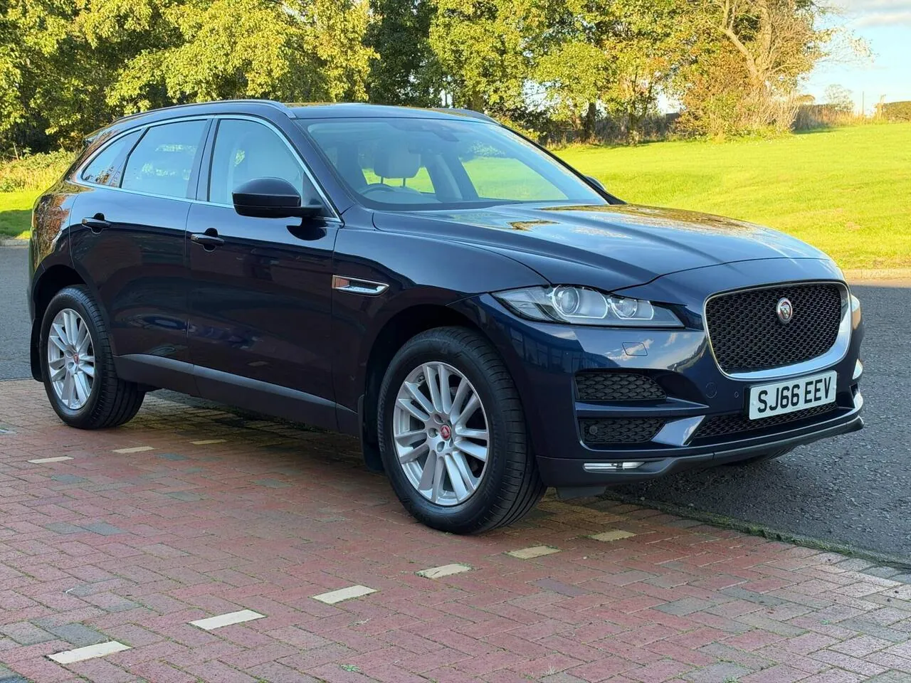 Jaguar F-Pace