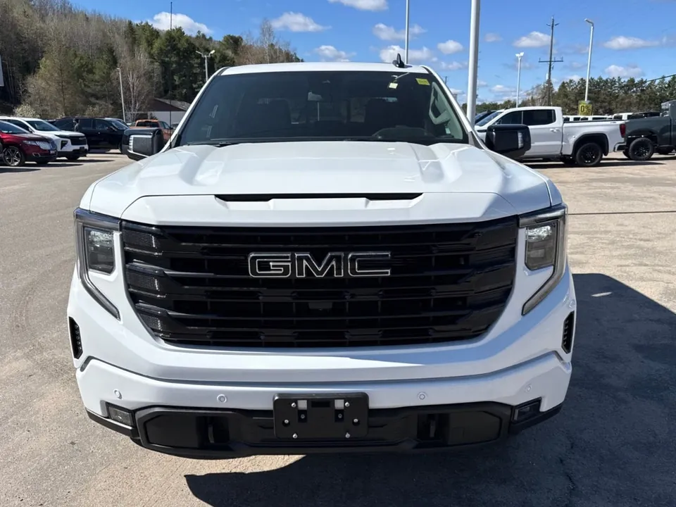 GMC Sierra 1500 2026 photo 2