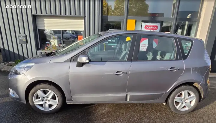 Renault Scenic 2015 photo 5