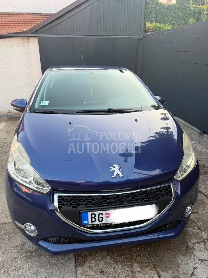 Peugeot 208