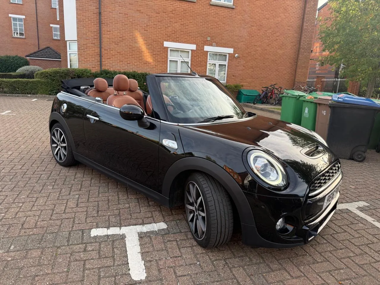 Mini Convertible 2018 photo 3