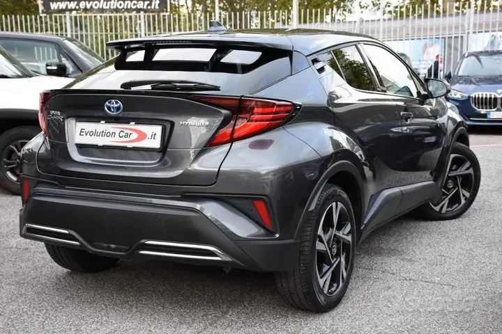 Toyota C-Hr 2023 photo 3