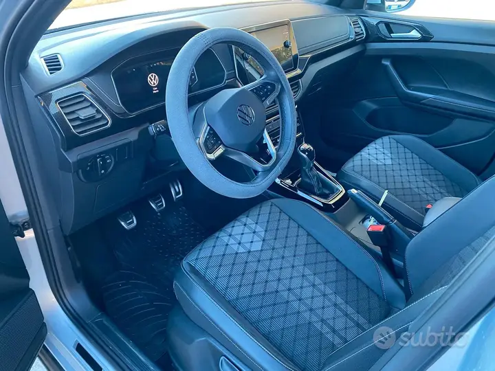 Volkswagen T-Cross 2025 photo 2