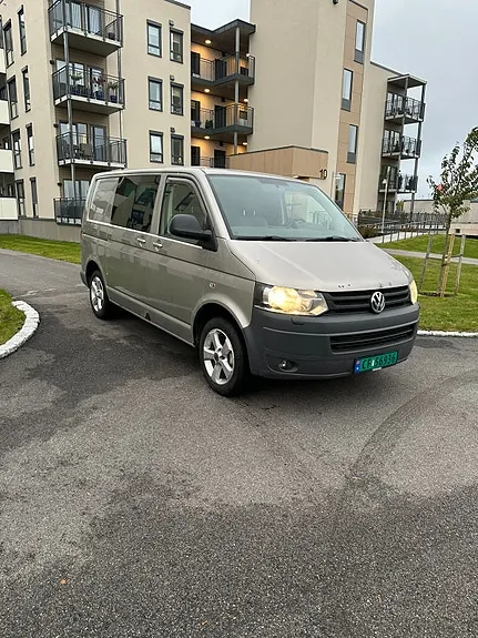 Volkswagen Transporter 2011 photo 4