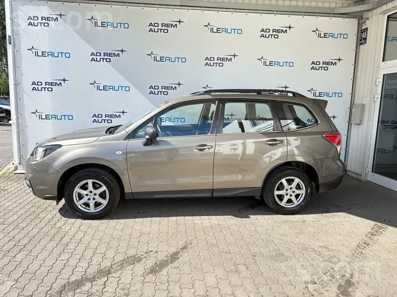 Subaru Forester 2017 photo 2