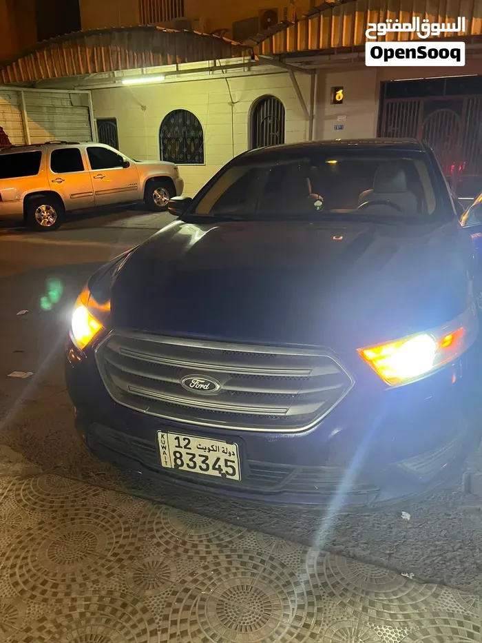 Ford Taurus 2011 photo 5