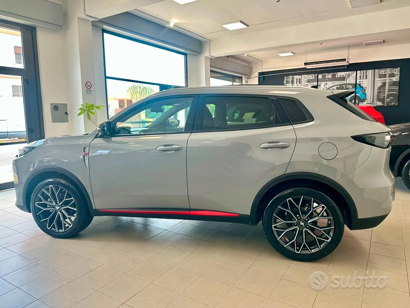 Mercedes-Benz Dr 6 Stilnovo 2023 photo 3