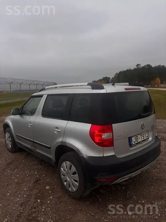Skoda Yeti 2012 photo 5