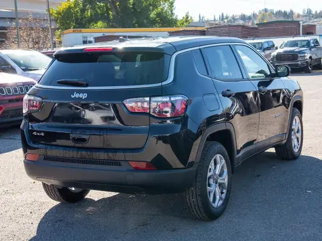 Jeep Compass 2026 photo 5
