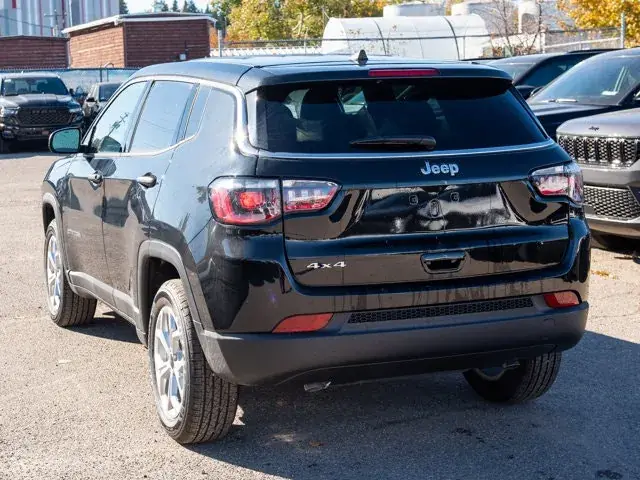 Jeep Compass 2026 photo 3