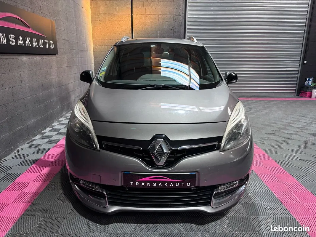 Renault Grand Scenic 2016 photo 2