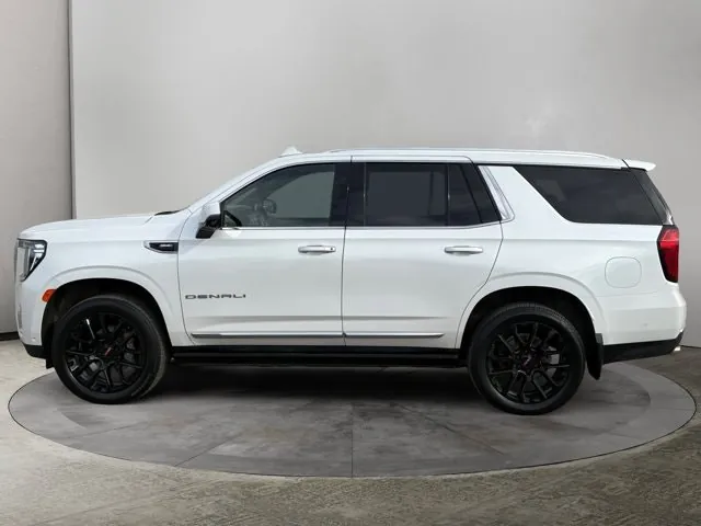 GMC Yukon 2023 photo 2