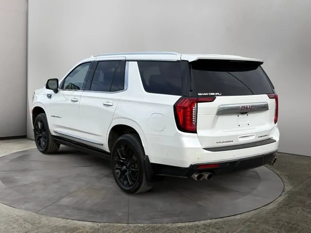 GMC Yukon 2023 photo 3