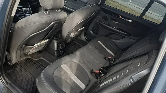 BMW 218D 2016 photo 4