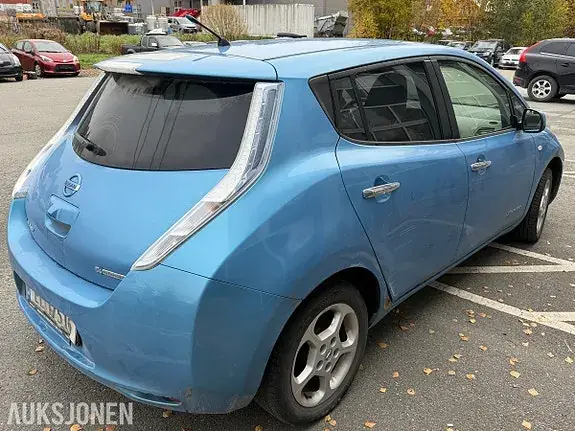 Nissan Leaf 2012 photo 5
