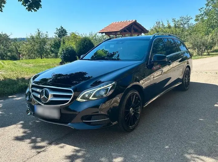 Mercedes-Benz E 220 Cdi