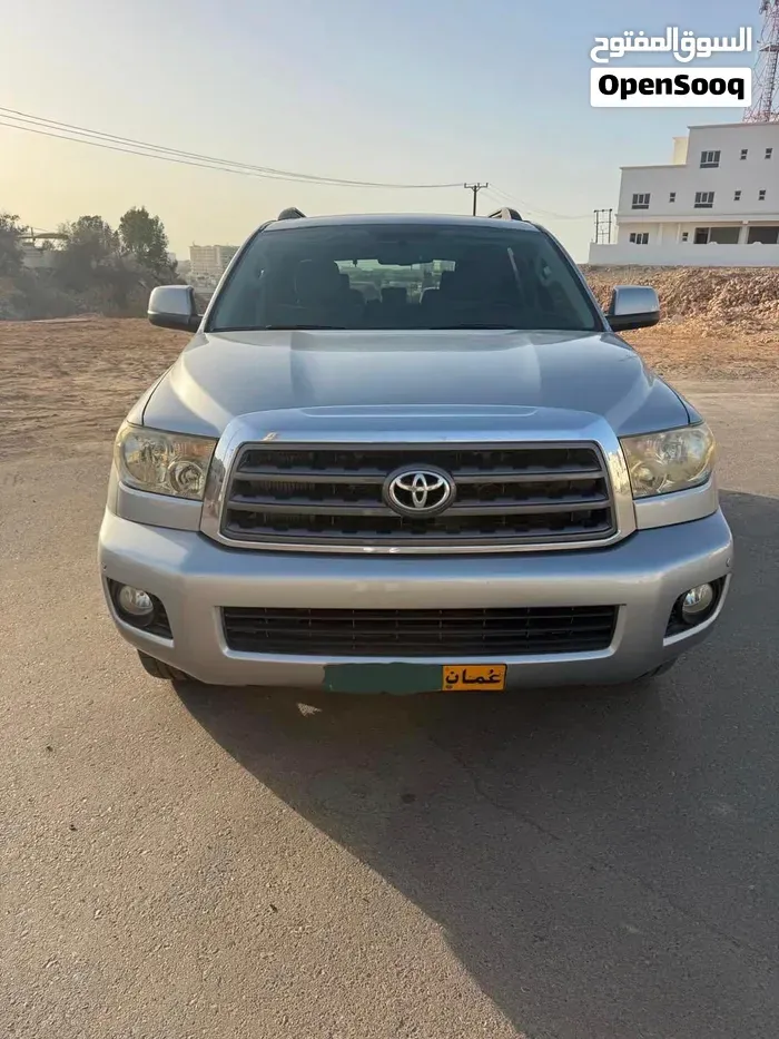 Toyota Sequoia 2012 photo 5