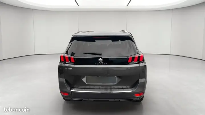 Peugeot 5008 2023 photo 5