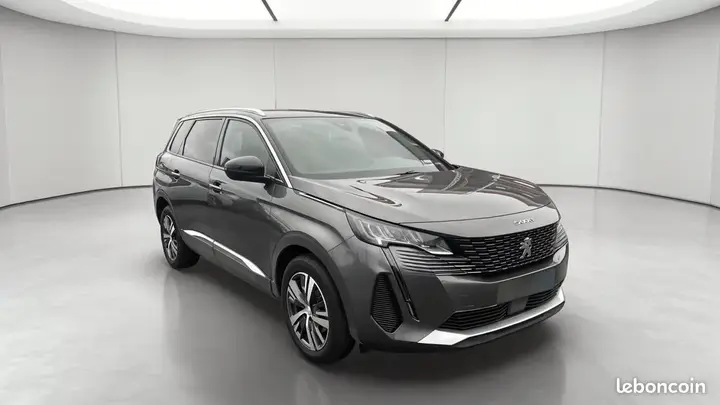 Peugeot 5008 2023 photo 3