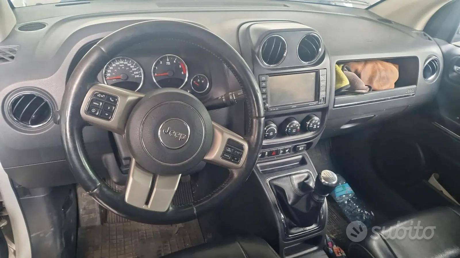 Jeep Compass 2011 photo 4