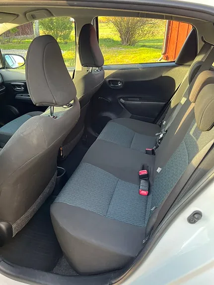 Toyota Yaris 2011 photo 5