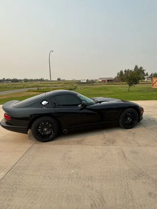 Dodge Viper 2000 photo 2