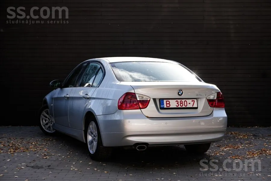 BMW 320I 2008 photo 4