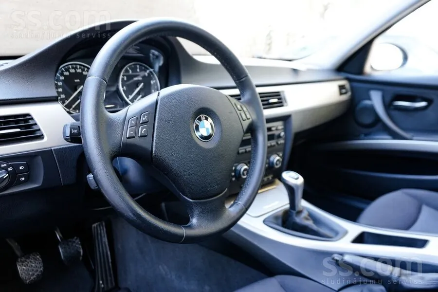 BMW 320I 2008 photo 5