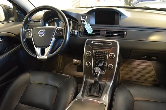 Volvo Xc70 2015 photo 2