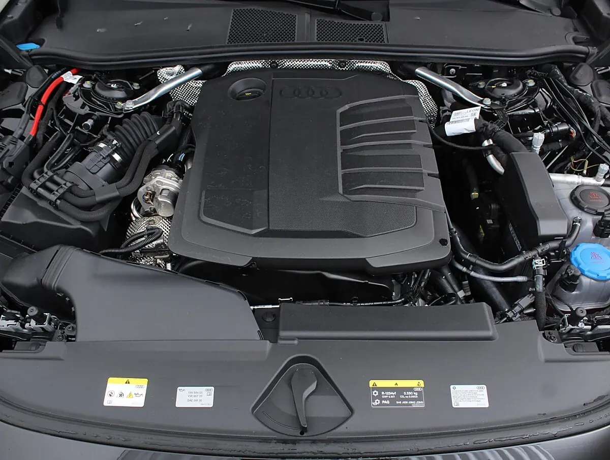 Audi A6 2025 photo 3