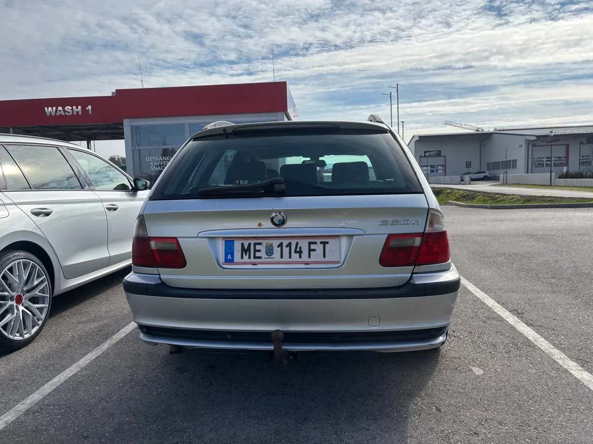 BMW 3 Series 2003 photo 3