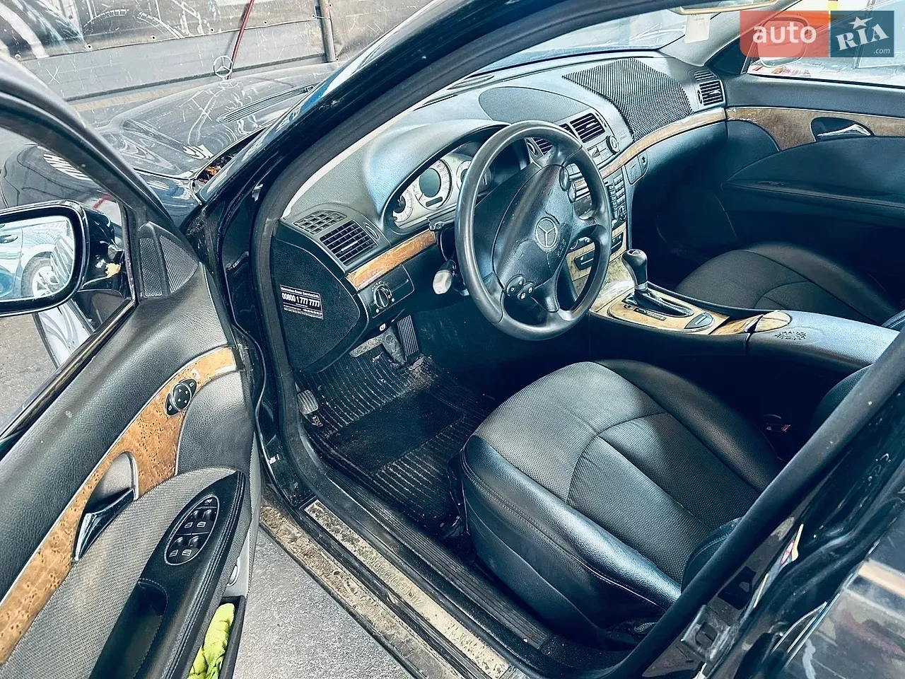 Mercedes-Benz E-Class 2008 photo 3