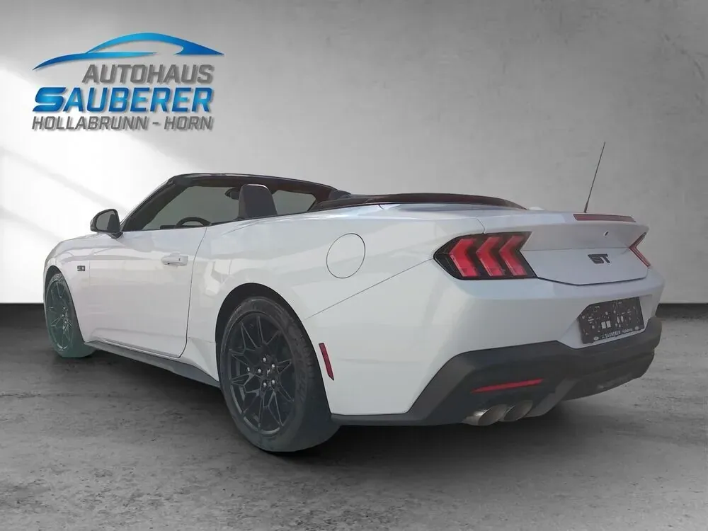 Ford Mustang 2025 photo 3