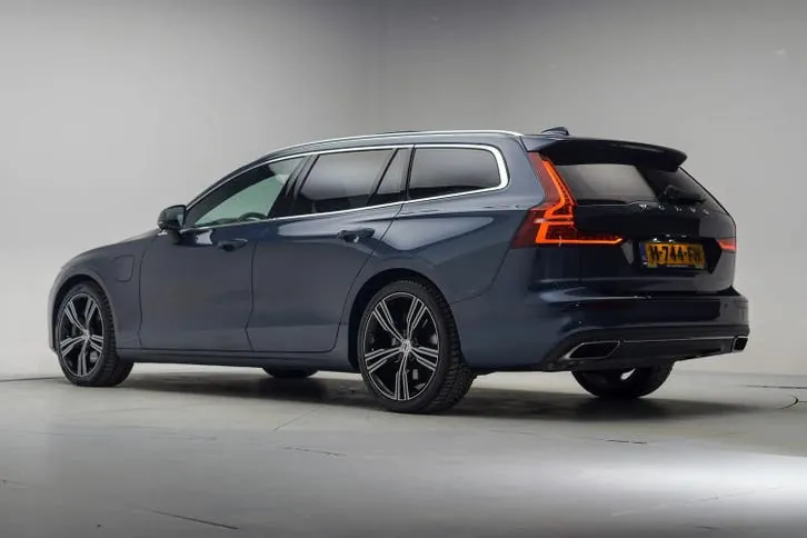 Volvo V60 2020 photo 3