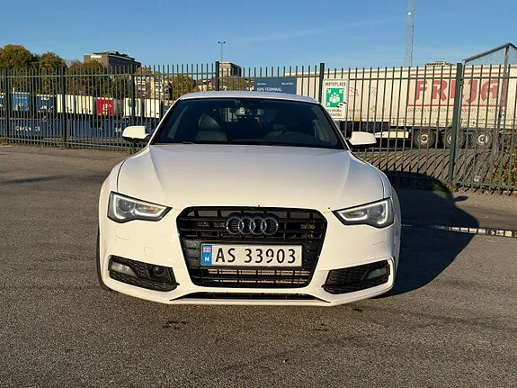 Audi A5 2013 photo 2