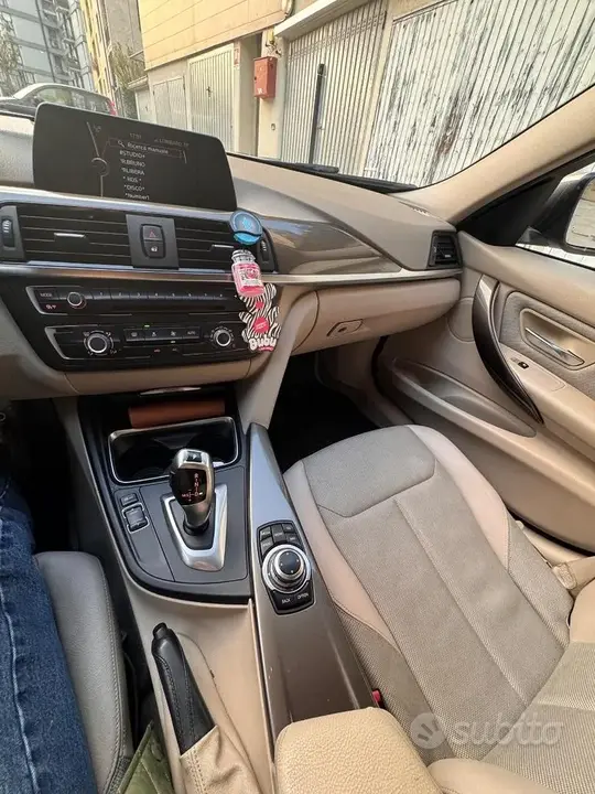 BMW 3 Series 2013 photo 2