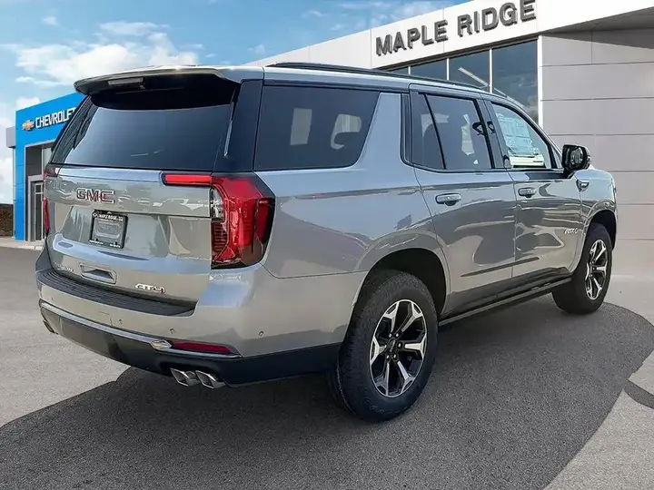 GMC Yukon 2026 photo 5