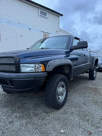 Dodge Ram 2001 photo 3